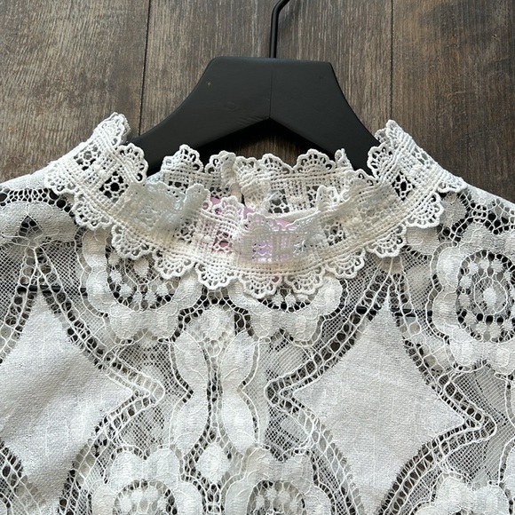 Off White Lace Top - Picture 5 of 8